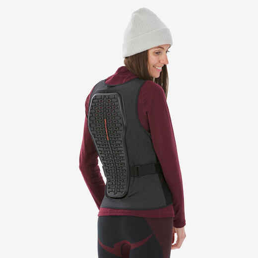
      Sieviešu slēpošanas un snovborda muguru aizsargājoša veste “DBCK 500”
  