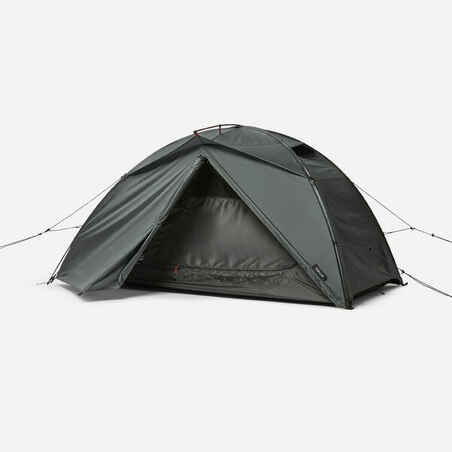 Kaki zelen samostoječi pohodniški šotor za dve osebi MT500 