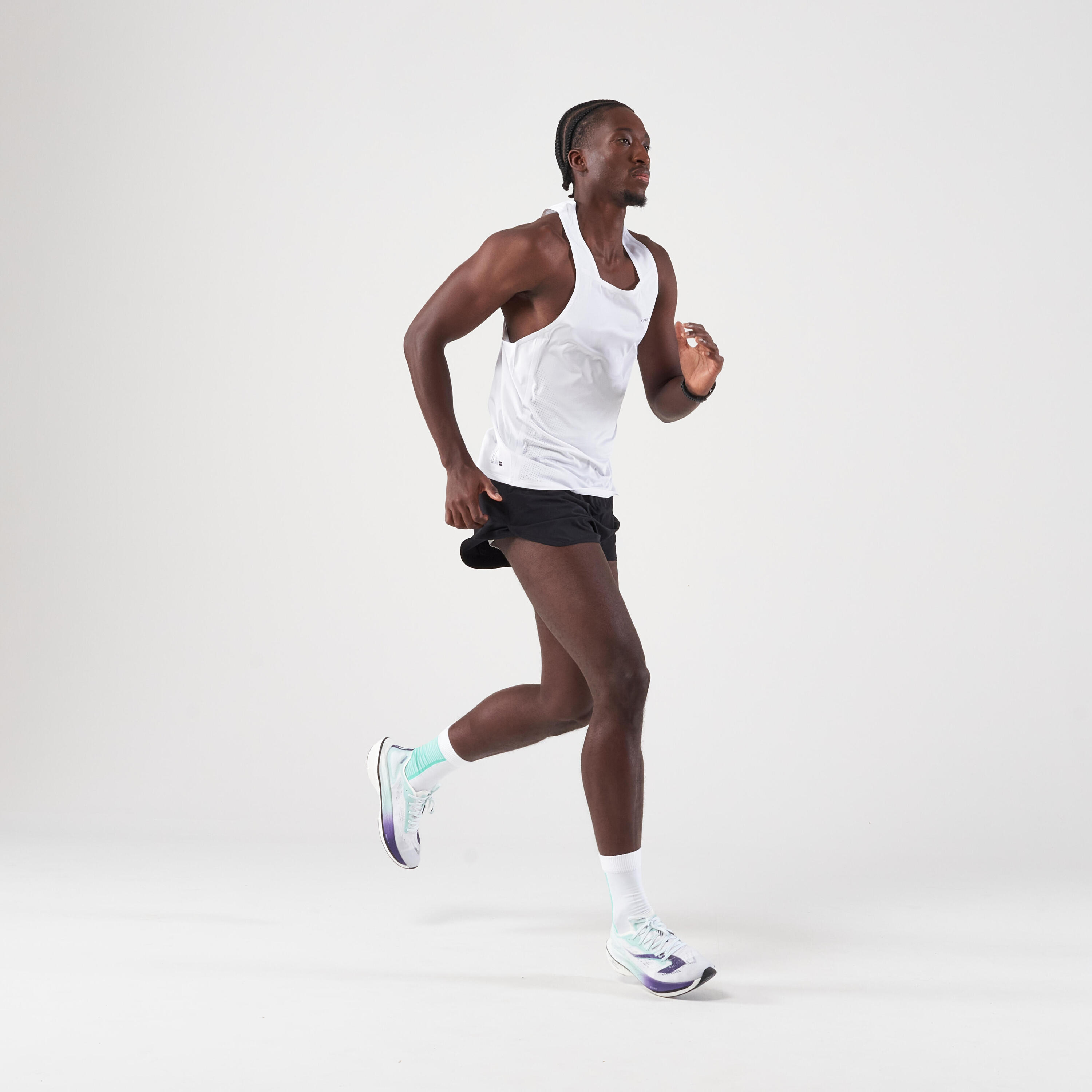 Men's KIPRUN Run 500 Comfort Split Running Shorts - Black 1/4
