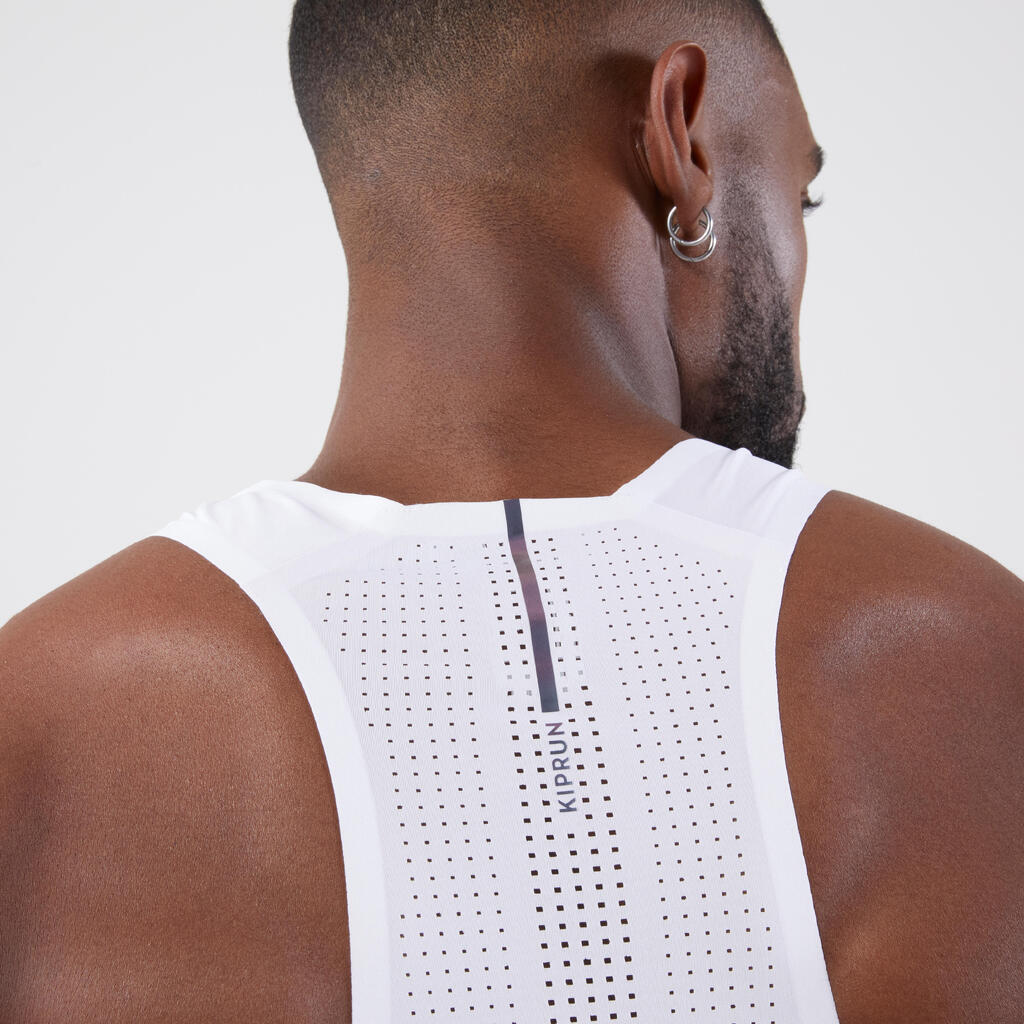 Vīriešu viegls skriešanas bezpiedurkņu krekls “Kiprun Run 900 Replika”, balts
