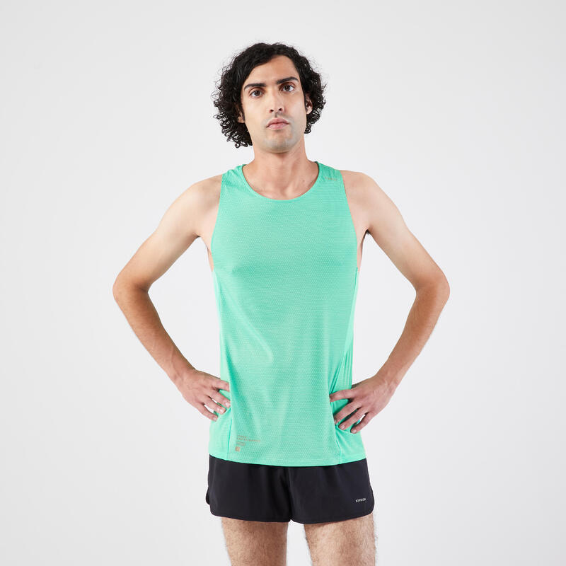 T-shirt sem Mangas de Corrida Homem KIPRUN Run Light Verde-Menta