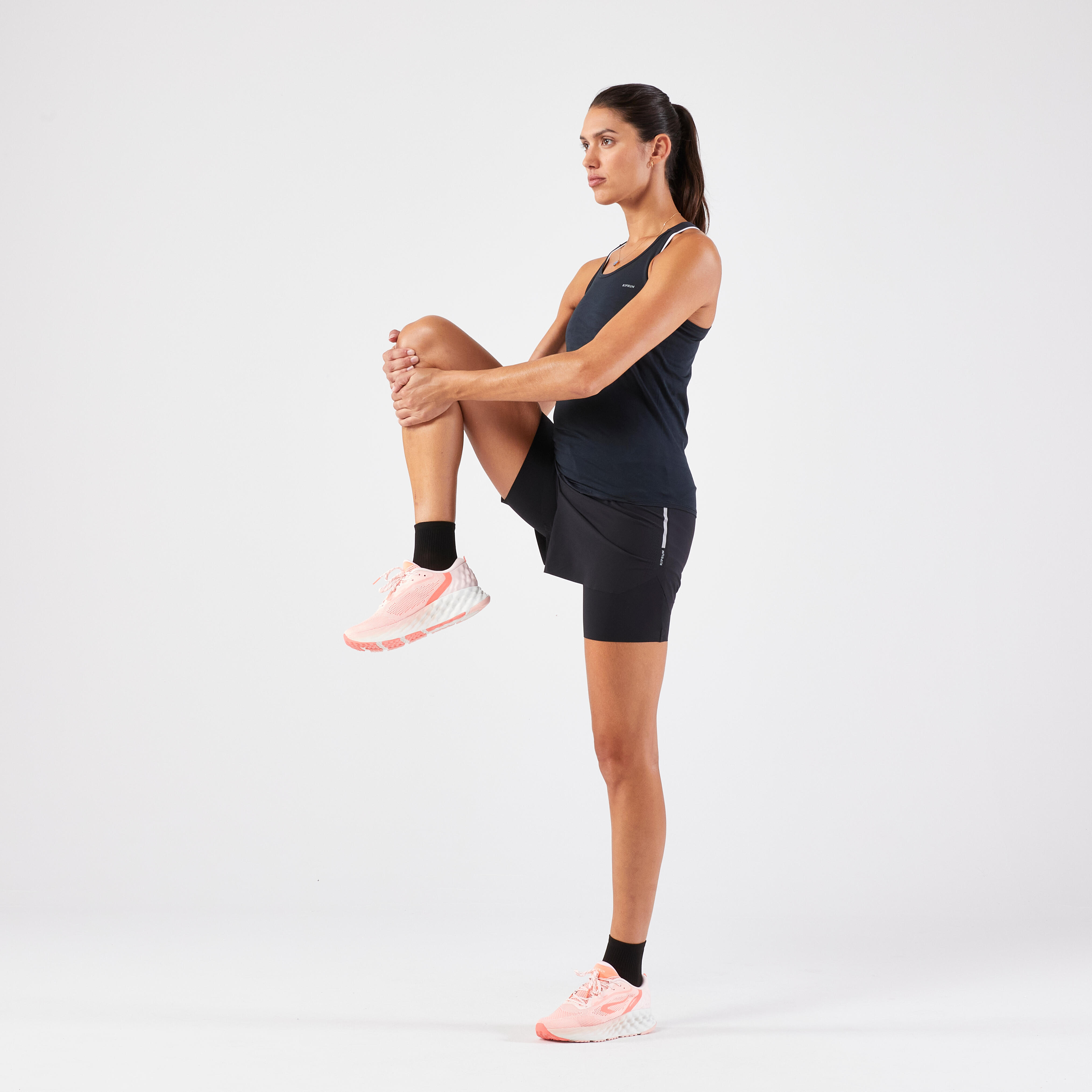 Women's Seamless Running Tank Top Run 500 - black / dark grey