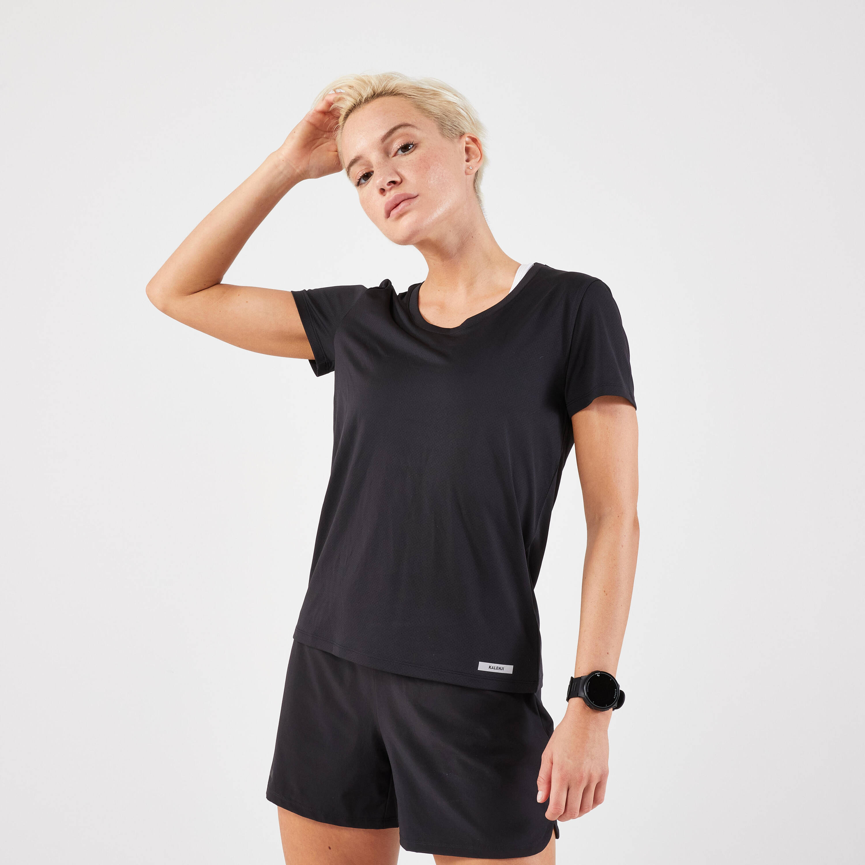 Women's Kiprun Run 100 running T-shirt - black -  5