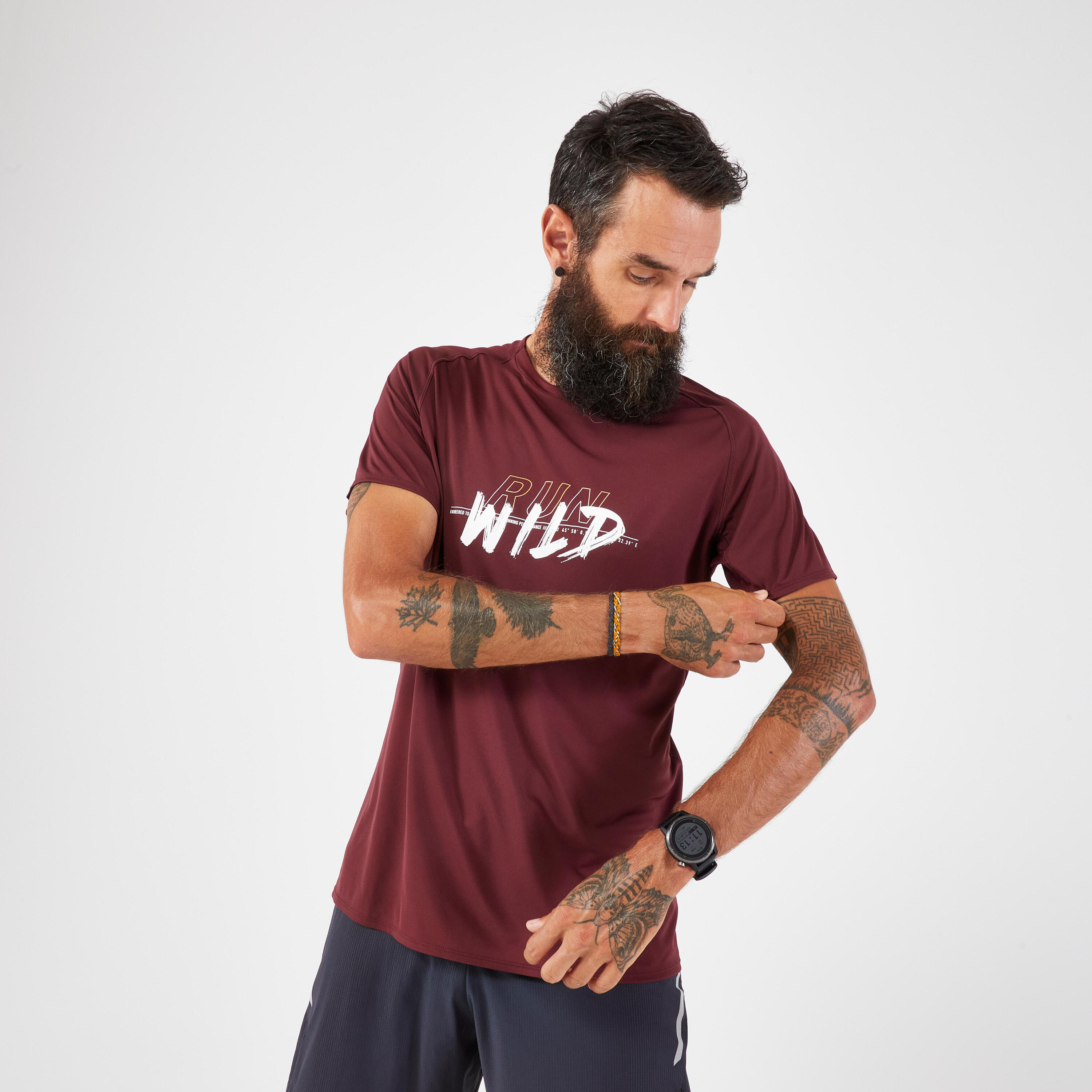 Men's Trail Running Resistant T-Shirt-KIPRUN Run 500 Graph-Dark Red 4/6