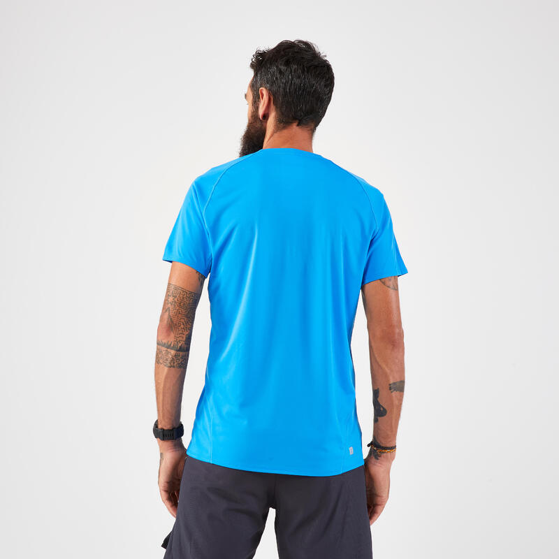 T-Shirt Resistente de Trail Running Homem KIPRUN Run 500 Azul Estampado