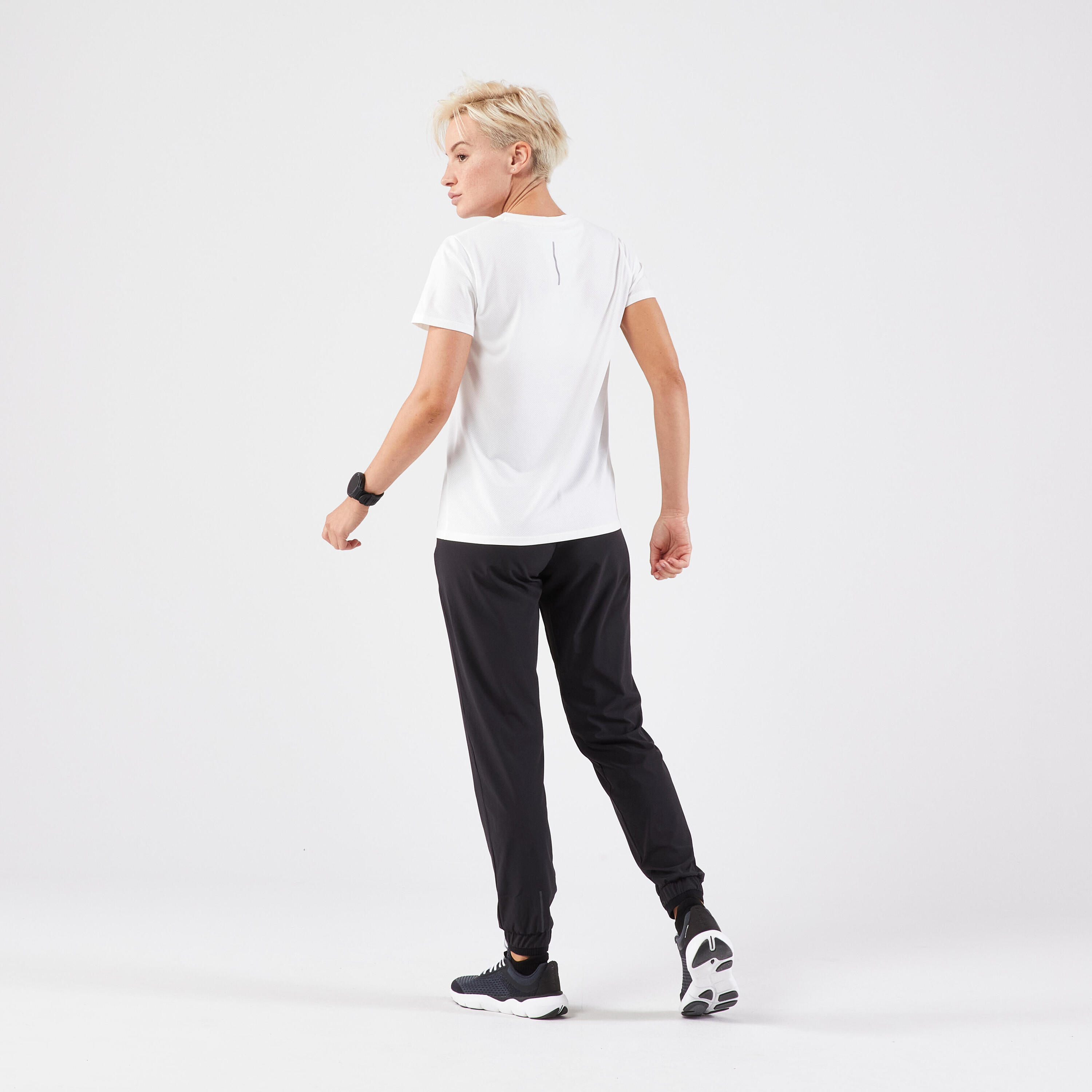 Pantaloni running donna RUN 500 DRY neri 16/34