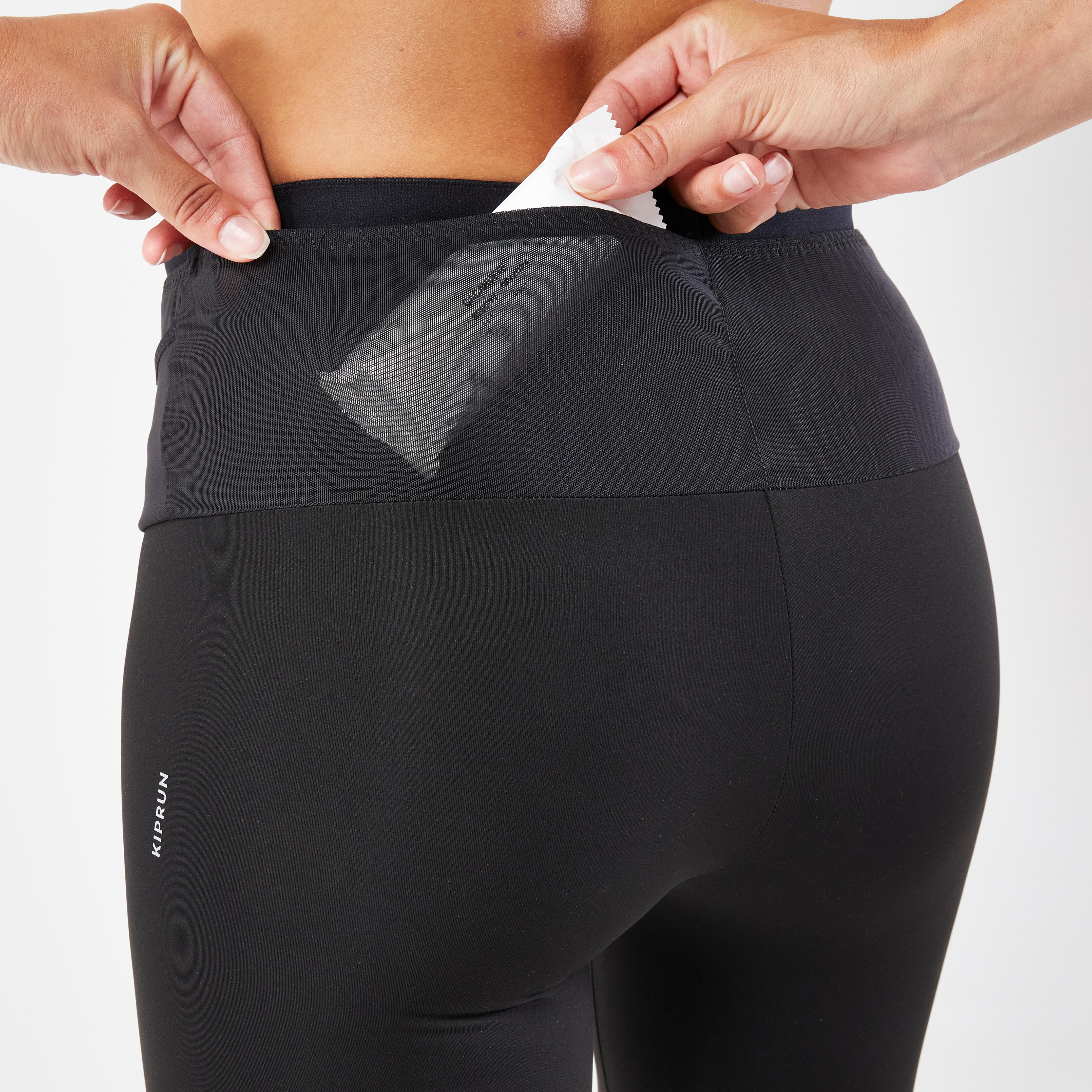 KIPRUN Dámske bežecké 3/4 legíny Kiprun Support čierne XS · záber 5