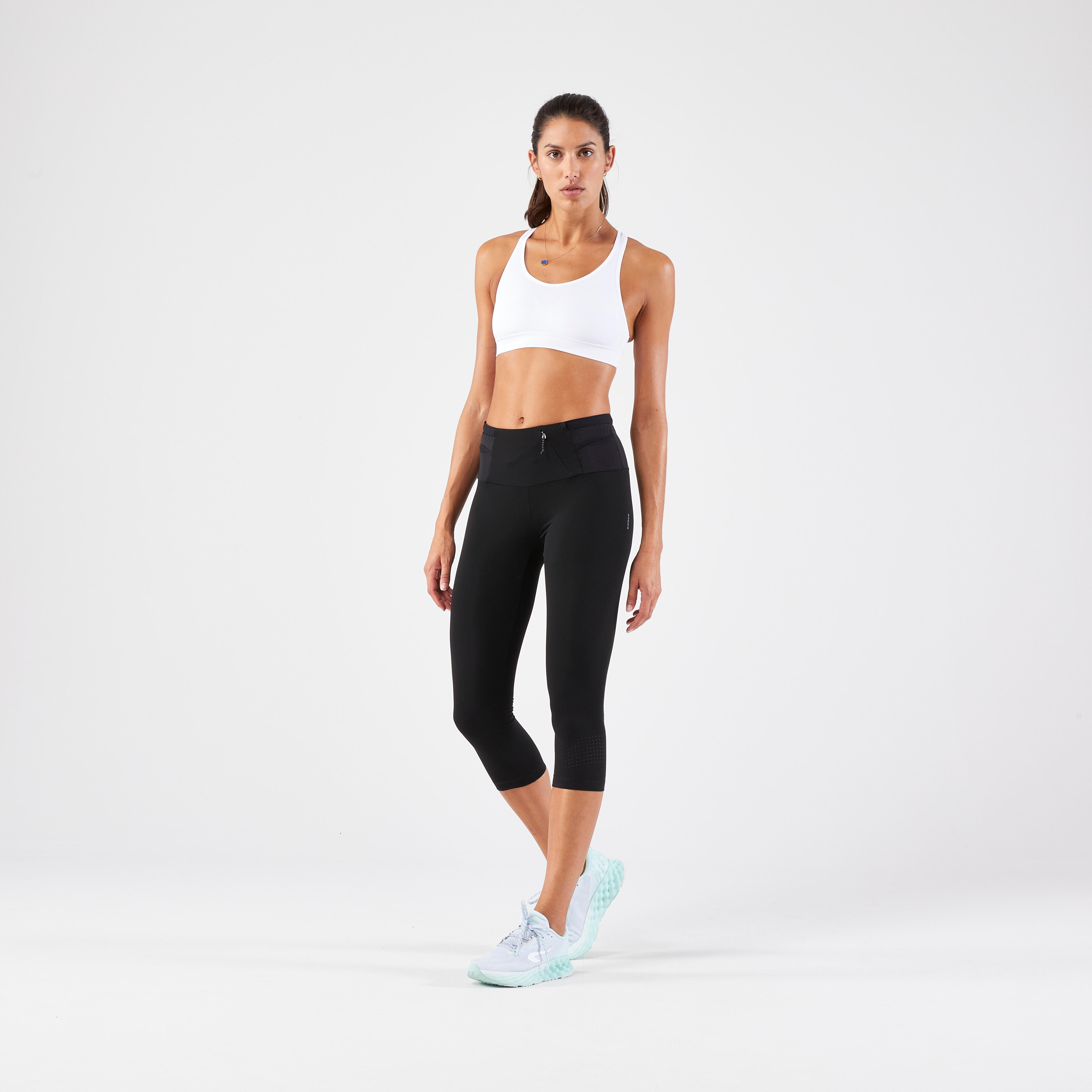 KIPRUN Dámske bežecké 3/4 legíny Kiprun Support čierne XS · záber 6