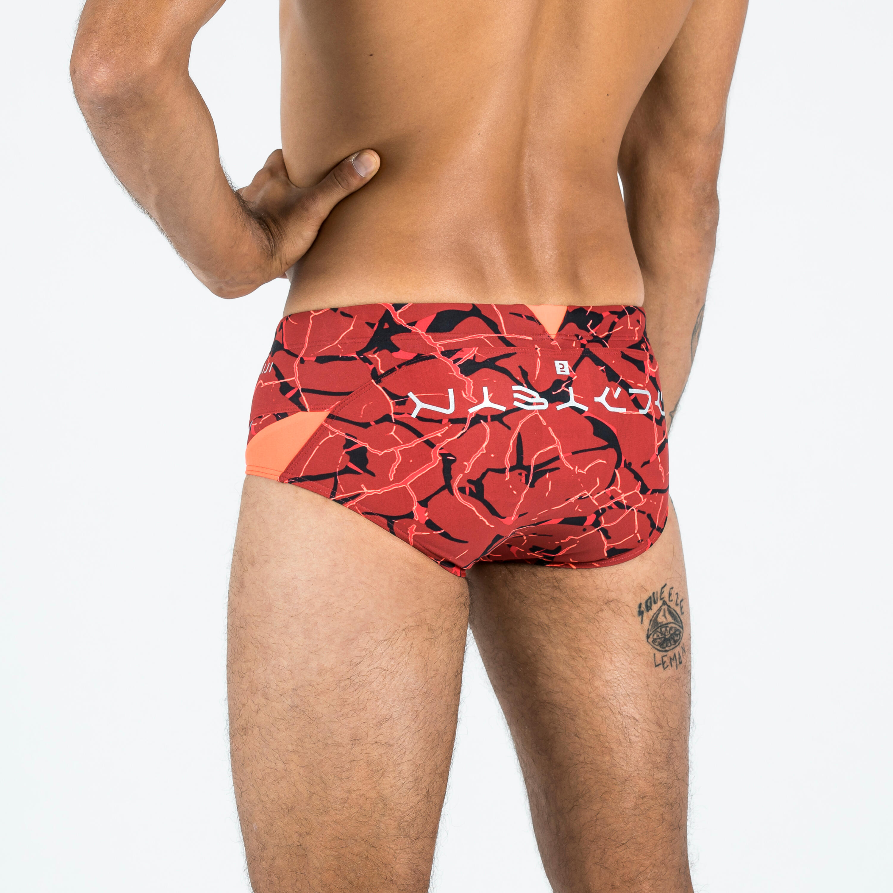 MEN'S SWIMMING SQUARE-CUT BRIEFS 900 ALL LAVA RED 4/6