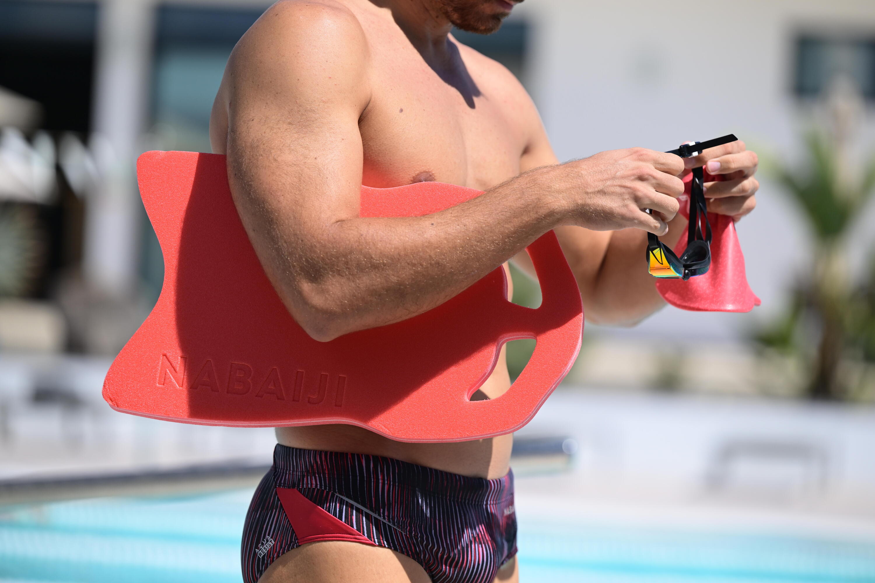 MAILLOT DE BAIN NATATION HOMME  SLIP 900 PRINT ALL GRAN ROUGE 10/10