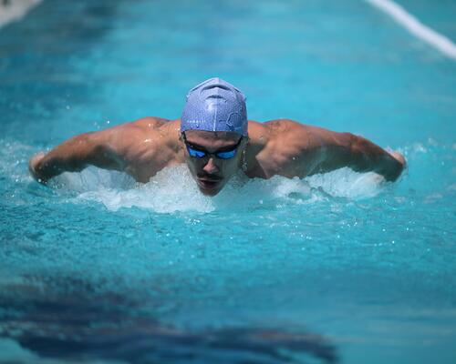 De vlinderslag leren: techniek, training en tips