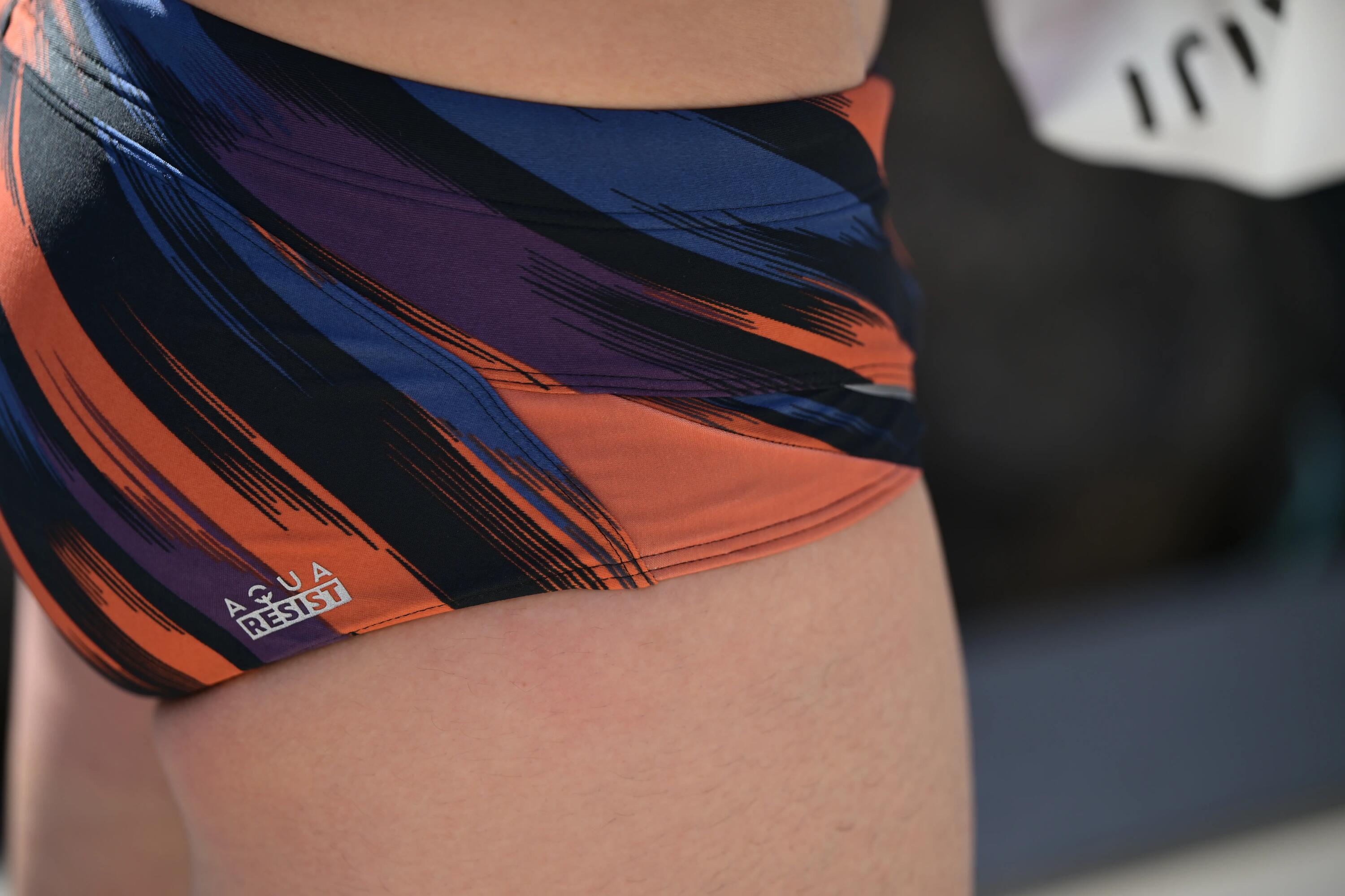 Men’s square-cut swimming briefs 900 baleo blue purple orange 9/11