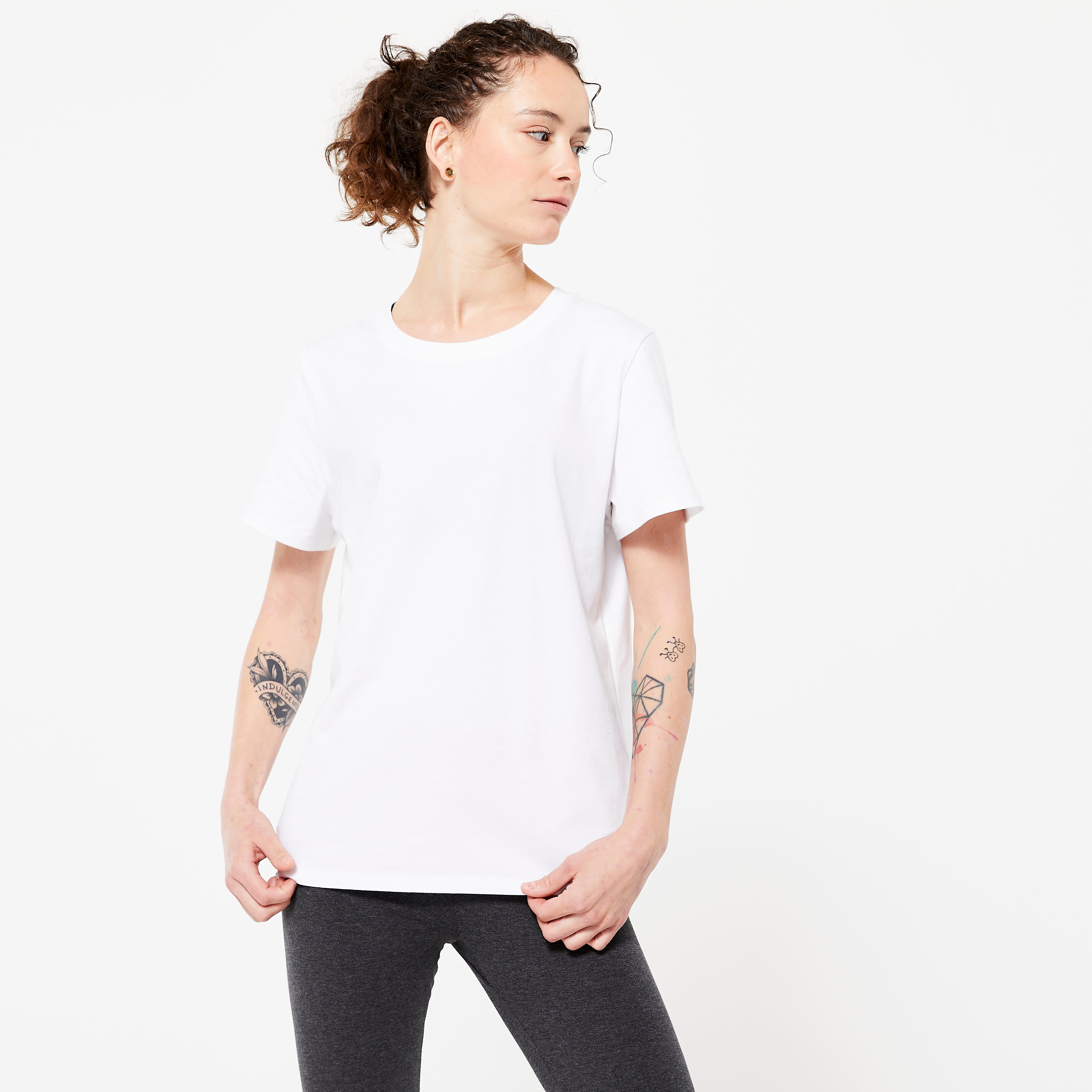 T-shirt fitness donna - 500 Essentials bianco ghiaccio