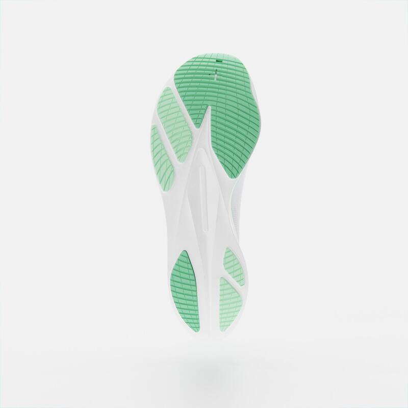 CHAUSSURE DE RUNNING FEMME KIPRUN KD900 LIGHT VERT BLANC