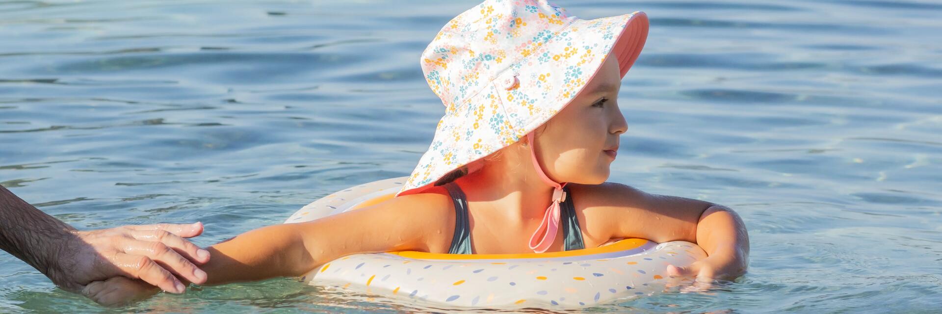 Erfahre hier, wie du deinen Kindern spielerisch bei der Wasserbeweltigung helfen kannst!