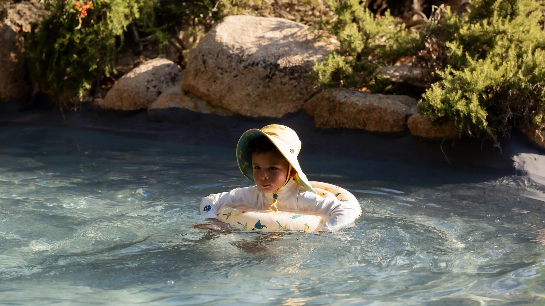 Familiarizarea copiilor cu apa: și dacă nu ne-am limita doar la piscină?