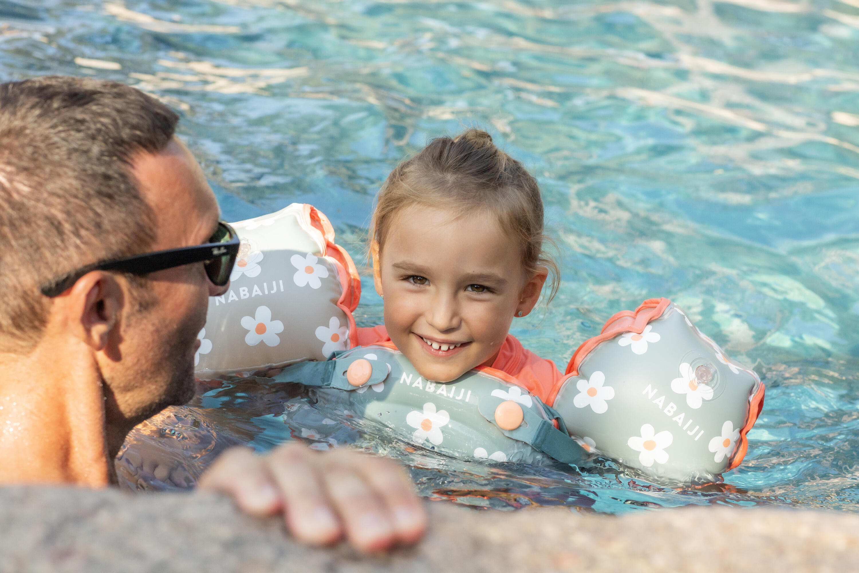 Brassards De Piscine Evolutif Enfant - Tiswim print fleurs kaki 18/19