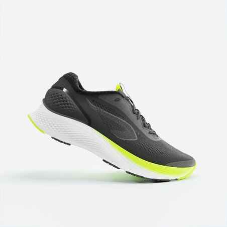 MEN'S KIPRUN KS500 2 RUNNING SHOES - BLACK/YELLOW