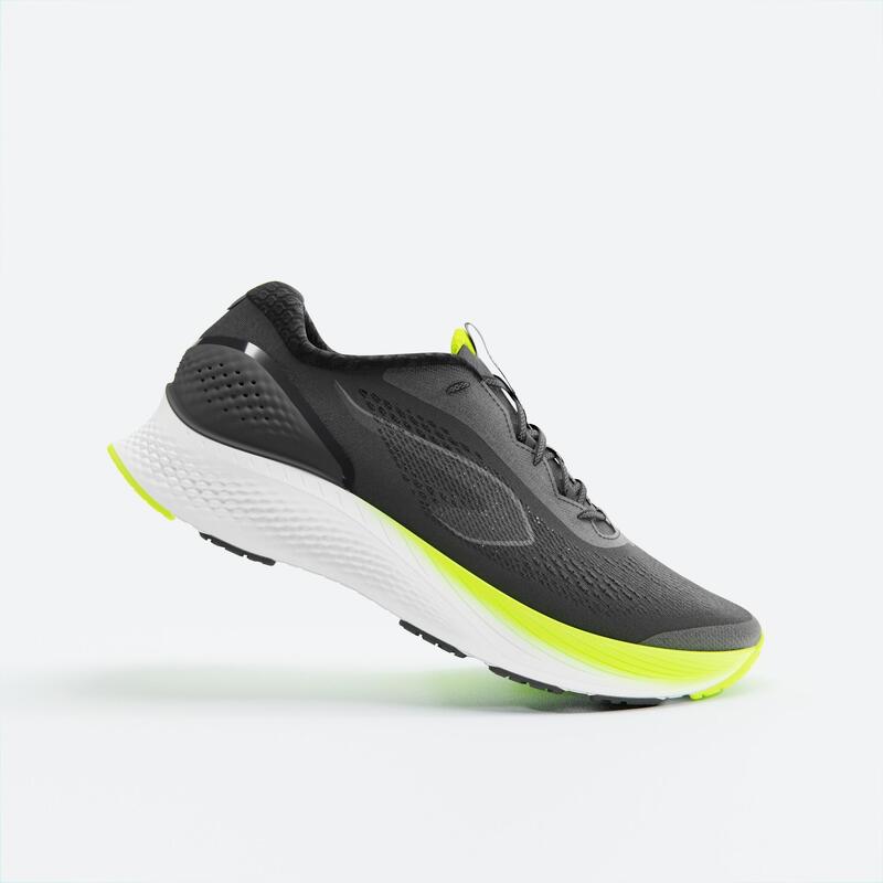 TENIS RUNNING HOMBRE KIPRUN LONG 2 NEGRO AMARILLO - Decathlon