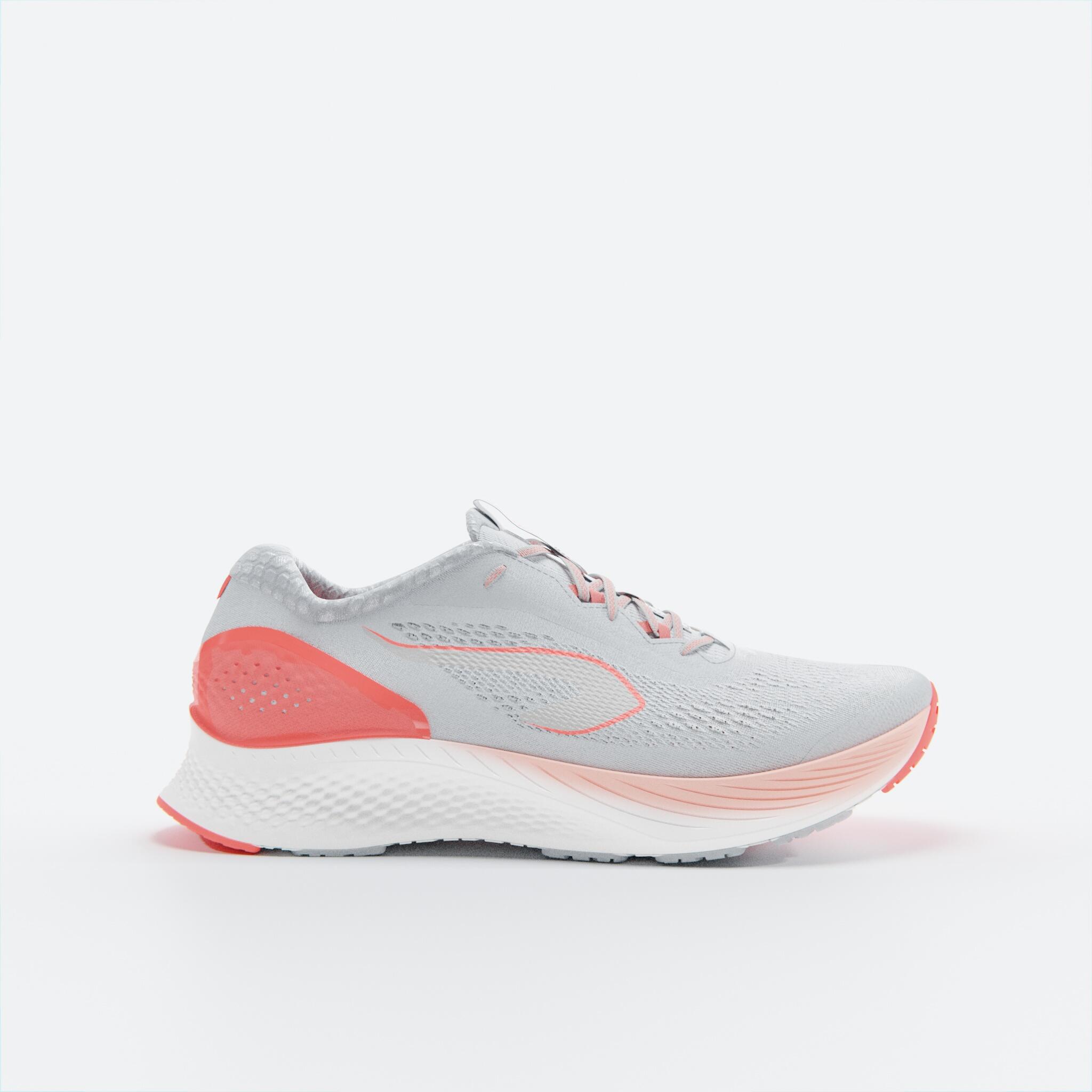 WOMEN'S KIPRUN KS 500 2 RUNNING SHOES - GREY AND CORAL 13/17