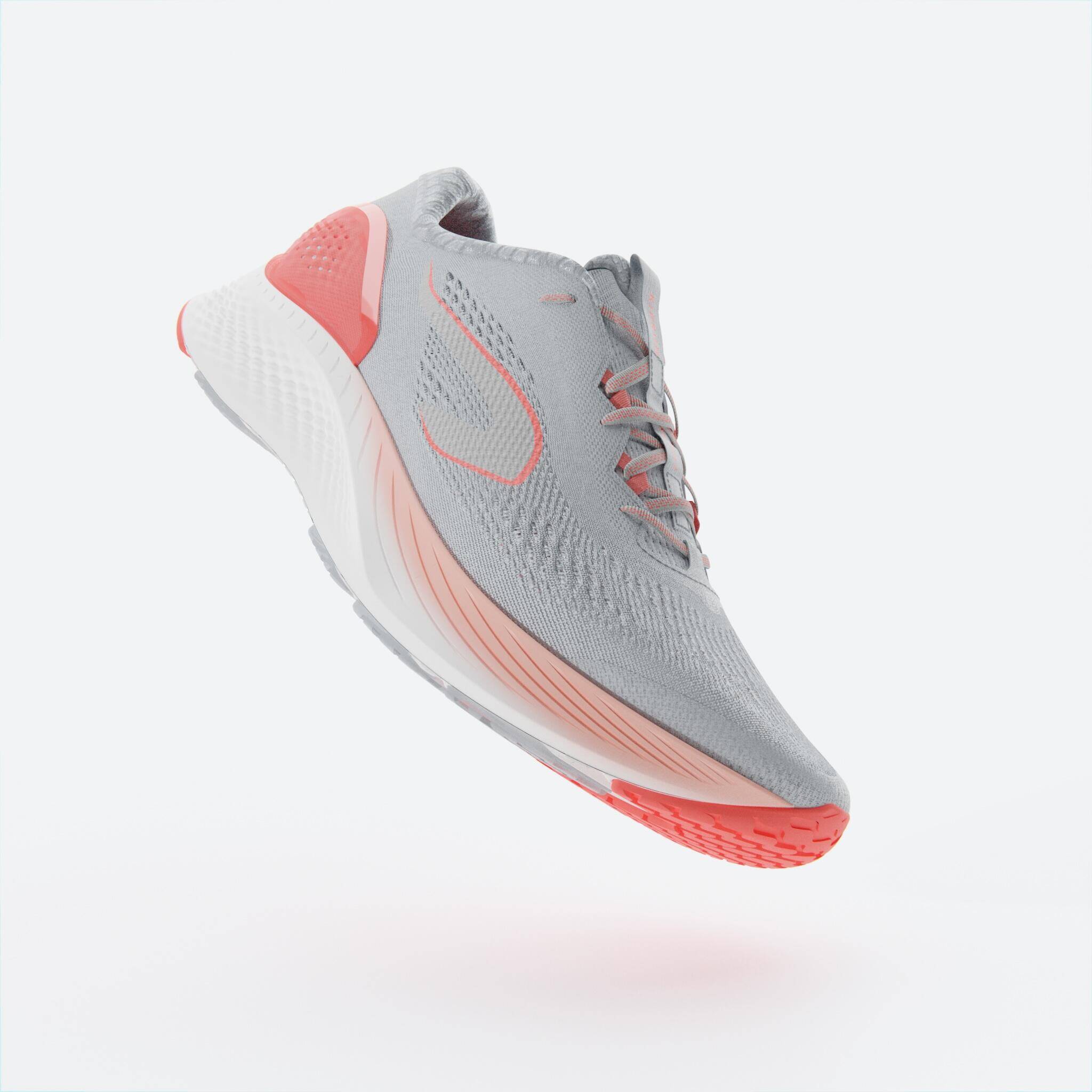 WOMEN'S KIPRUN KS 500 2 RUNNING SHOES - GREY AND CORAL -  3