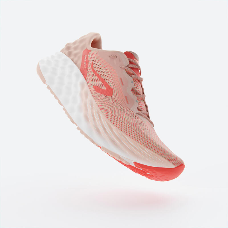 CALÇADO DE CORRIDA MULHER KIPRUN KS900 2 BRANCO/CORAL