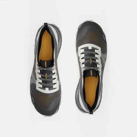 נעלי ריצת שטח לגברים דגם MT3 - שחור/לבן