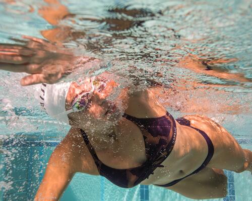 Trainingsschema om met zwemmen af te vallen: zwem je fit