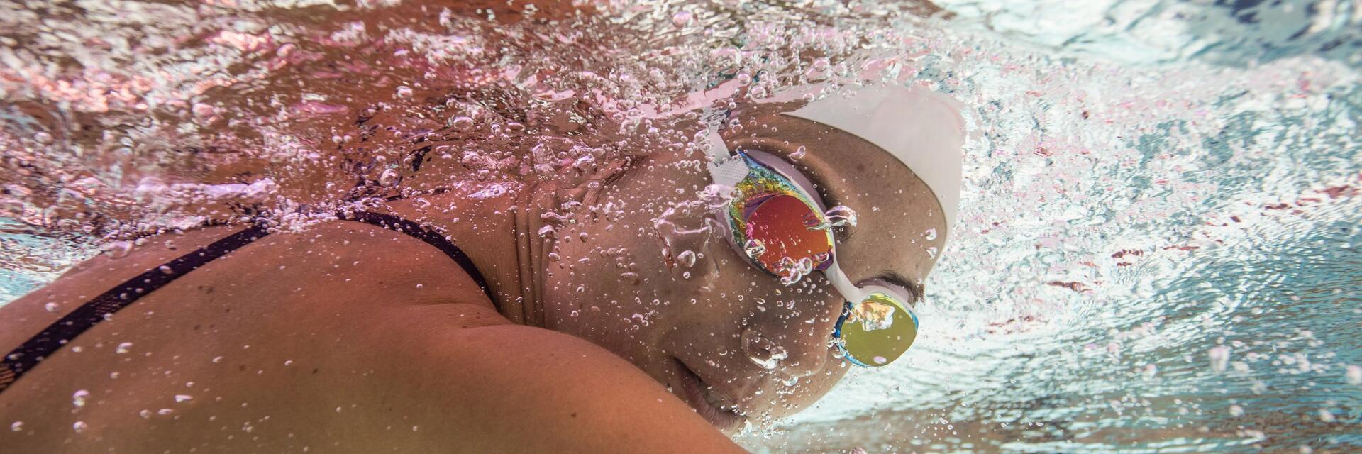 Wie viele Kalorien man in 30 Minuten Schwimmen verbrennt