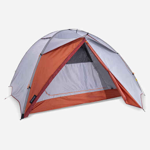
      Šator za trekking MT500 kupolasti za 3 osobe sivo-narančasti
  