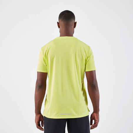 חולצת טי נושמת לגברים דגם KIPRUN Run 500 Dry - צהוב לימון