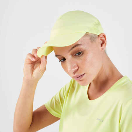 חולצת ריצה אוורירית דרייפיט לנשים דגם KIPRUN Run 500 – צהוב