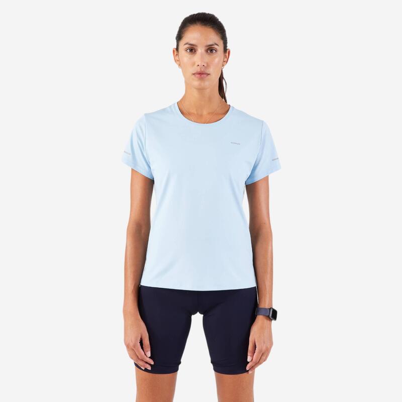 Ademend hardloopshirt voor dames Run 500 Dry lichtblauw