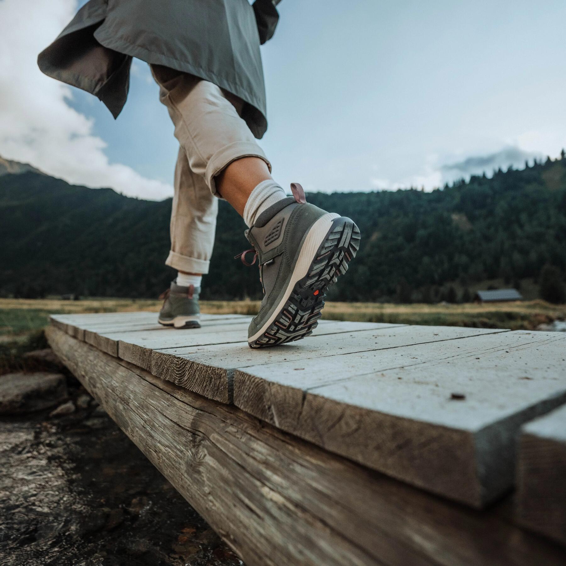 Kadınlar İçin Hiking Ayakkabısı Seçim Rehberi | Doğru Ayakkabı Nasıl S