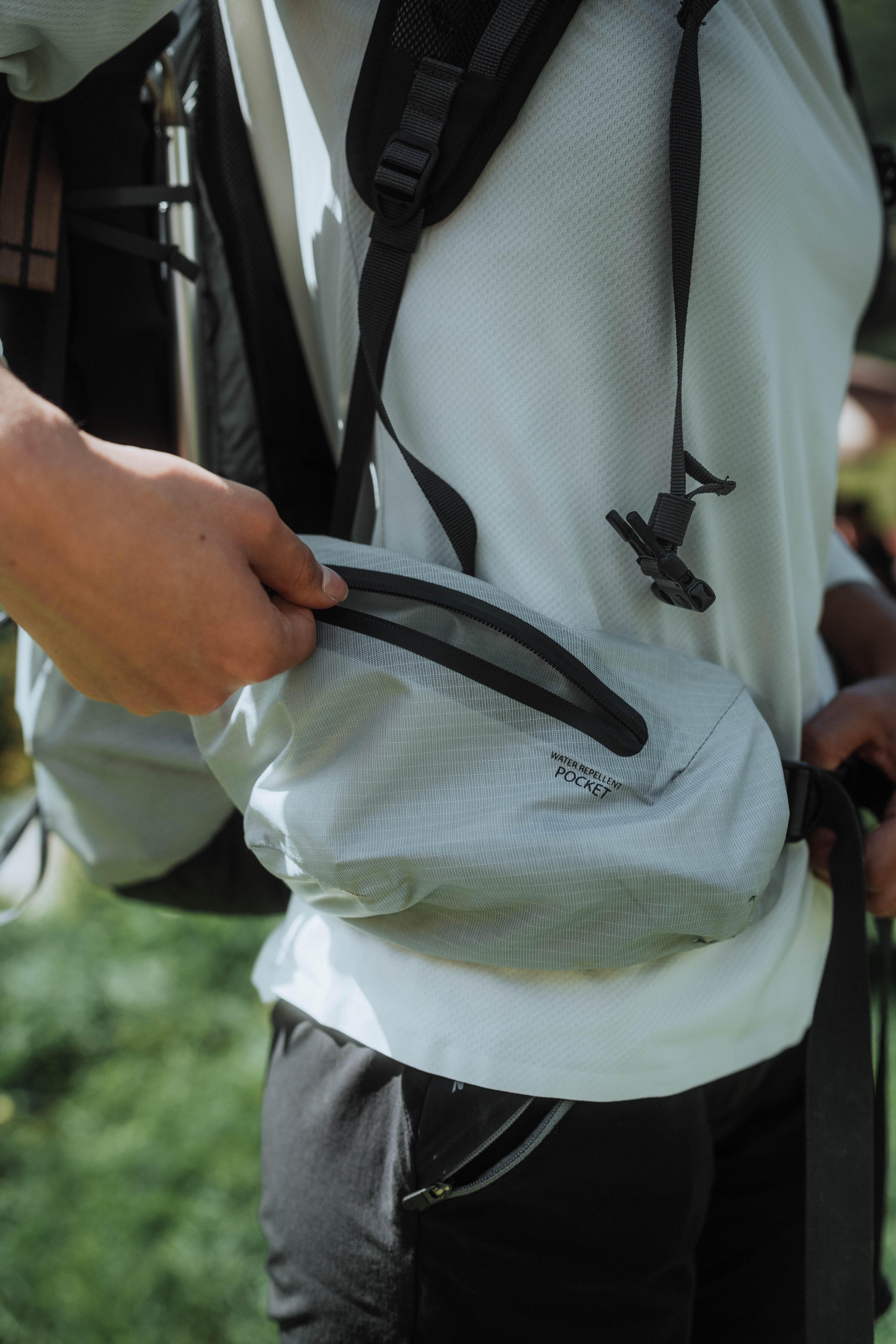 Mochila de Caminhada na Montanha, MH900 25L Cinzento 28/28