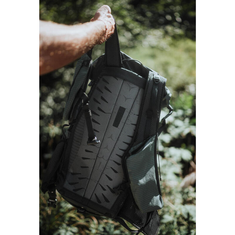 Sac à dos rolltop de randonnée montagne 22l - mh500 light vert