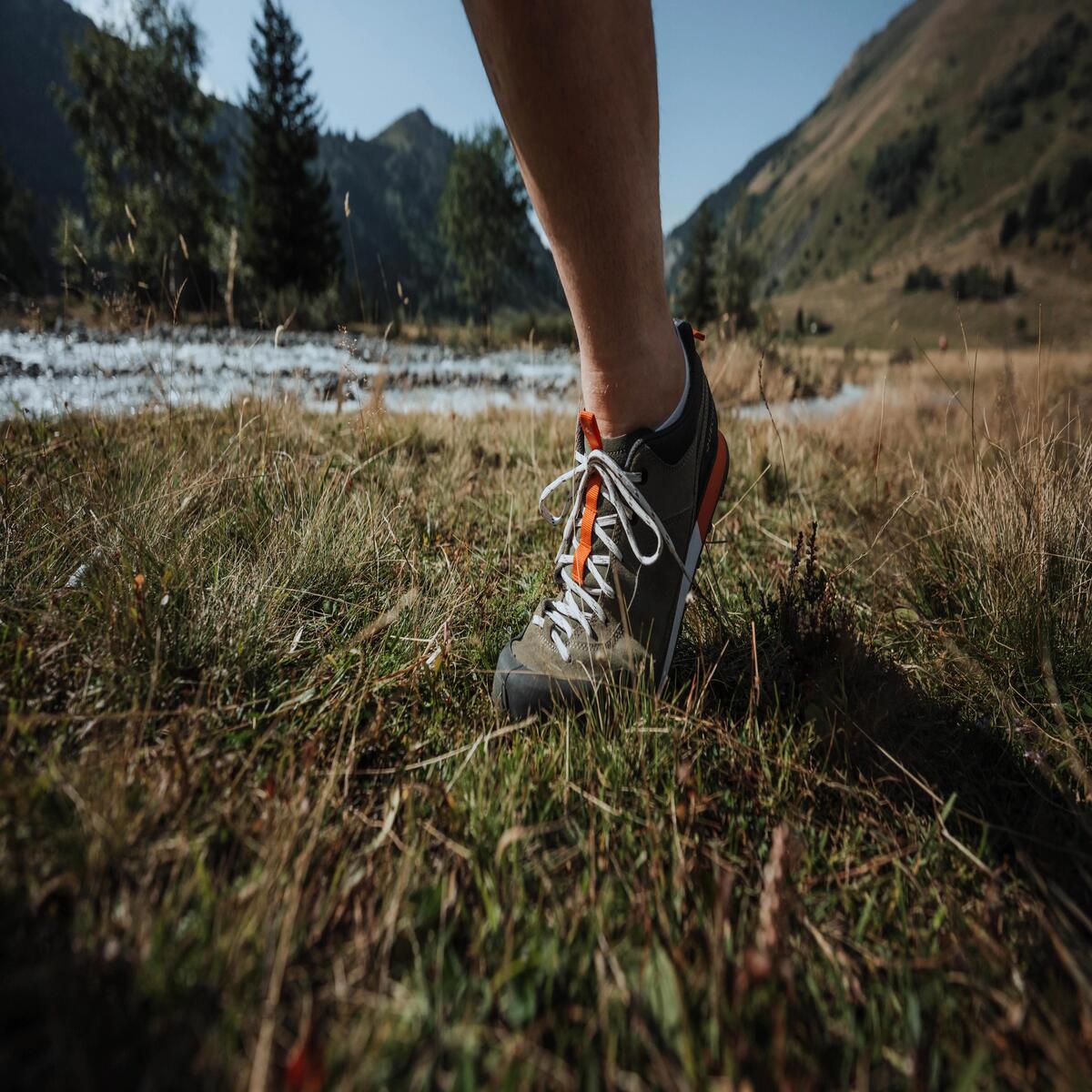 Comment recoller une semelle de chaussure