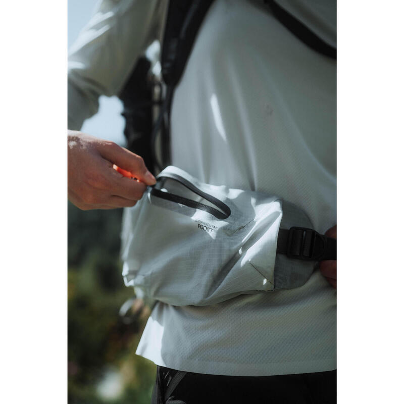 Sac à dos de randonnée montagne confortable et léger 25L, MH900 gris