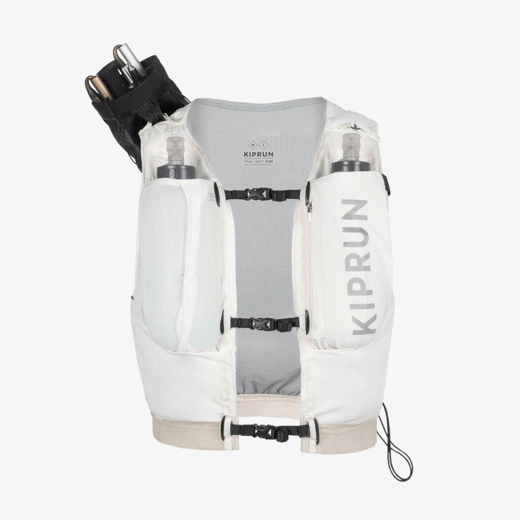 PRSLUK ZA TRAIL TRČANJE KIPRUN UNISEX SA DRŽAČEM ZA BOCU OD 5 l - BELI