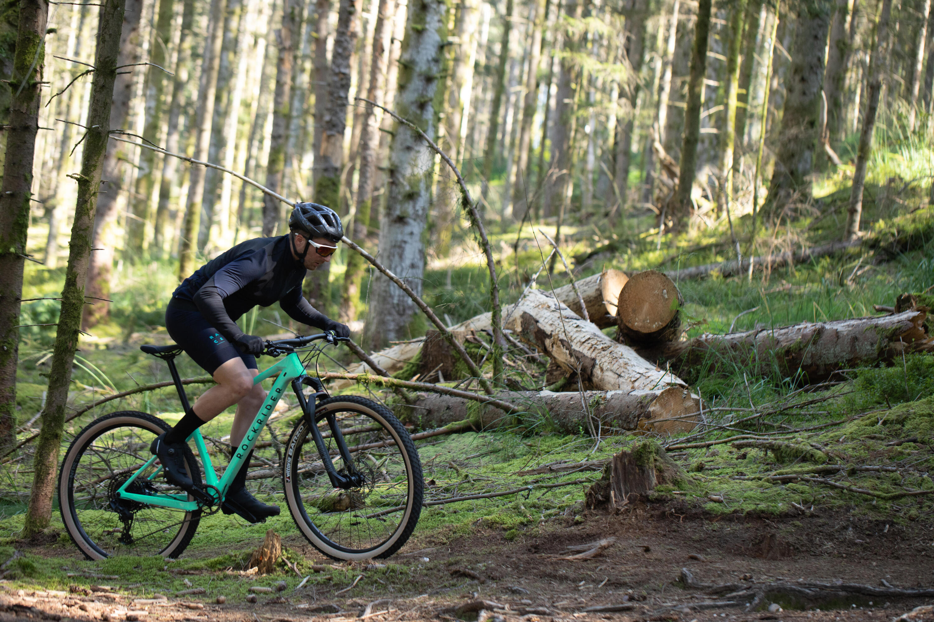 VELO VTT CROSS COUNTRY RACE 740 cadre carbone vert Reba 11/11