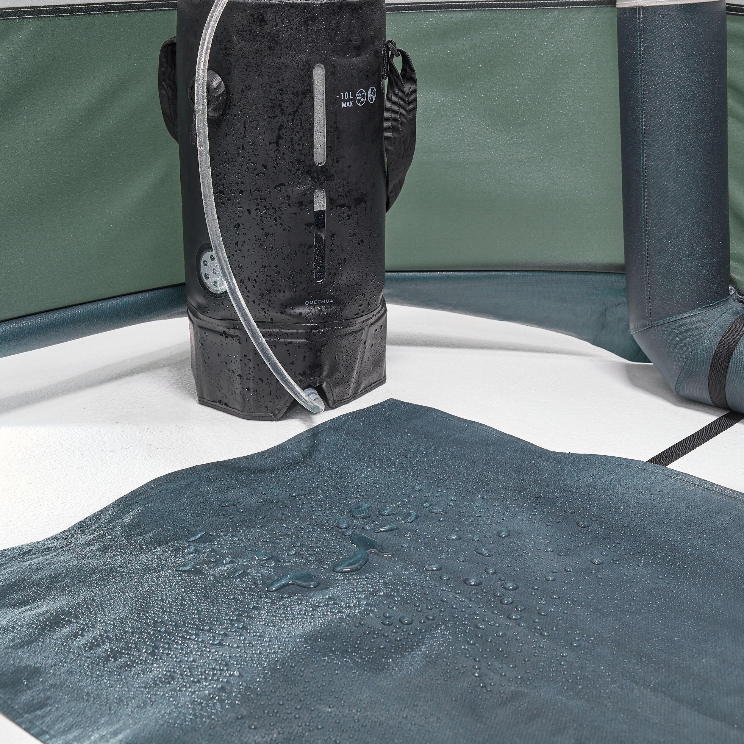 QUECHUA Kempingový nafukovací sprchovací stan Airseconds materiál Fresh bez · záber 9