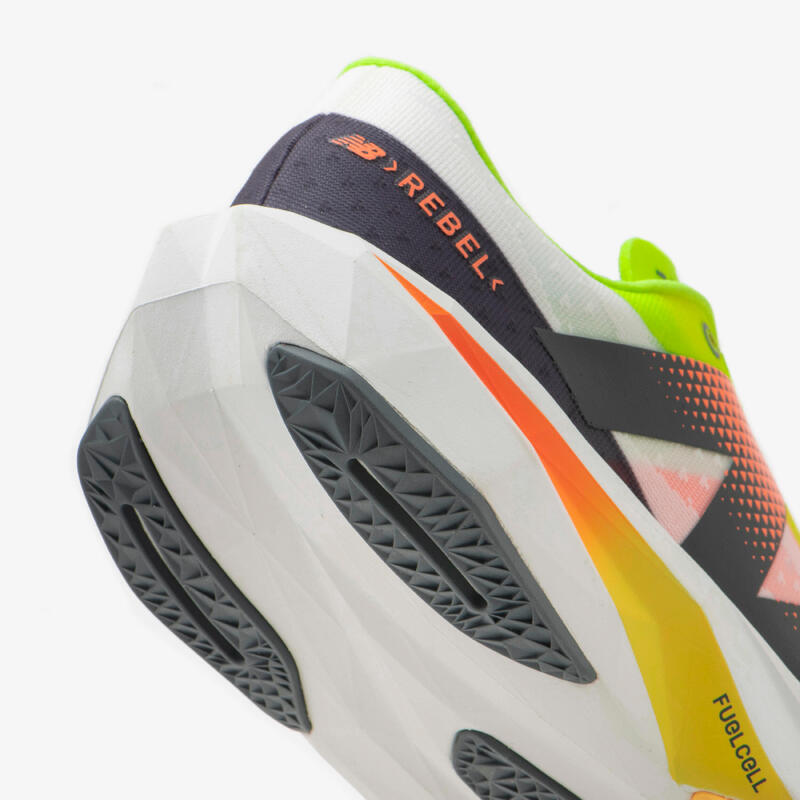 Hardloopschoenen voor heren Fuelcell Rebel V4 wit multicolor