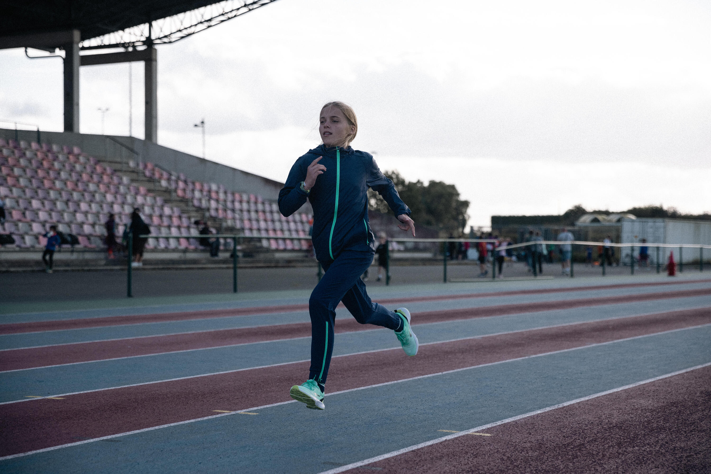 Calças de atletismo com fecho Criança - KIPPRUN DRY + azul marinho verde 10/12