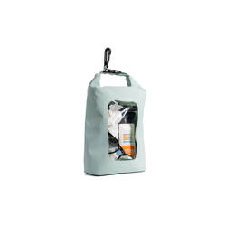 2.5 L waterproof bag (IPX4) with window.