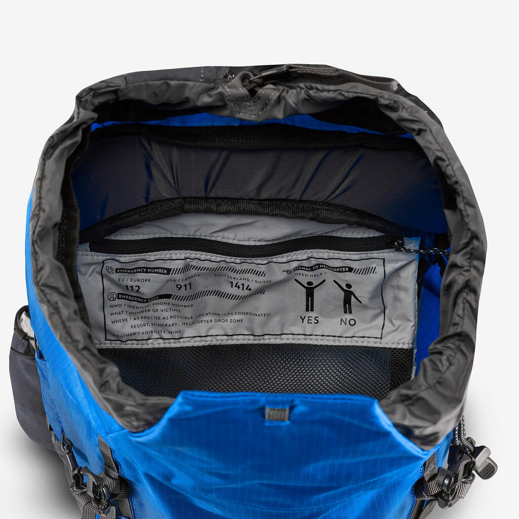 25 L comfortable and light mountain hiking backpack MH900 - Grey