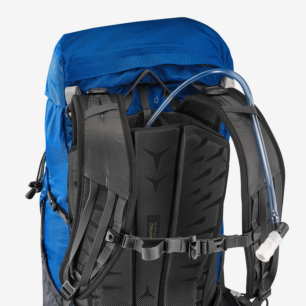 25 L comfortable and light mountain hiking backpack MH900 - Grey