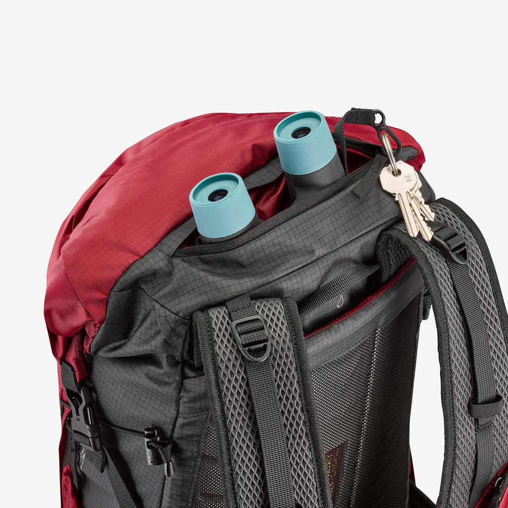 Ranac za planinarenje MH500 Light sa poklopcem na savijanje 22 l - svetlocrveni