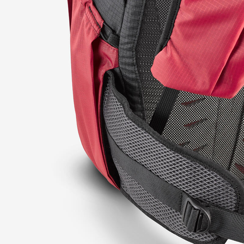 Rugzak voor bergwandelen MH500 Light rolltop 22 liter rood