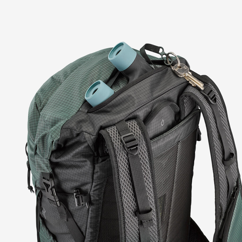Ranac za planinarenje MH500 Light sa poklopcem na savijanje 22 l - svetlocrveni