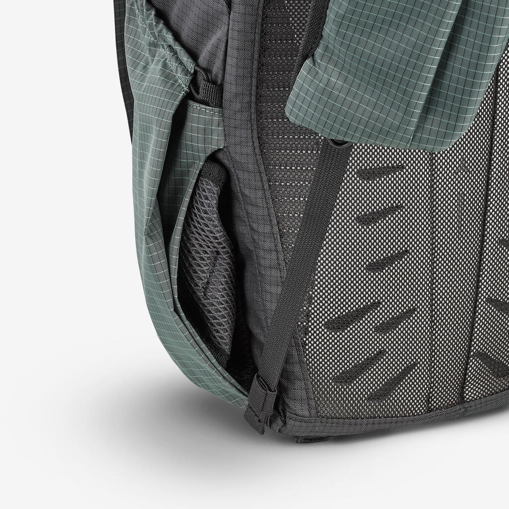 תיק גב לטיולי הרים 22 ליטר Rolltop - MH500 Light
